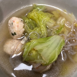 春雨と糸こんにゃくと鶏団子のスープ